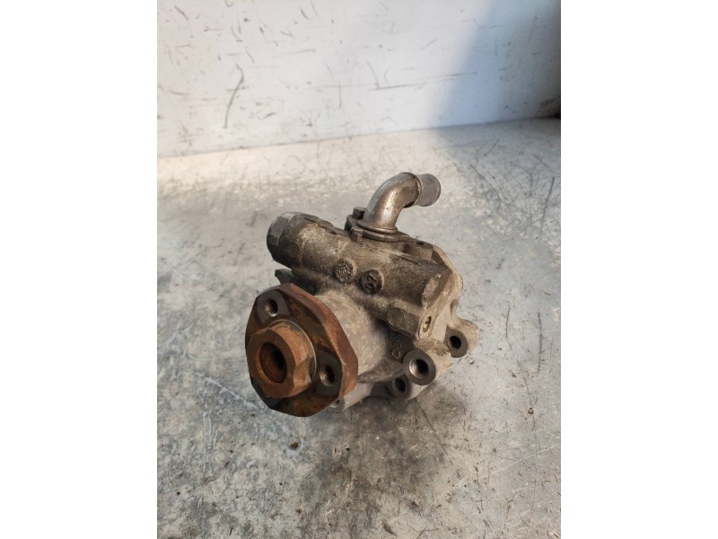 Recambio de bomba direccion para volkswagen caddy ka/kb (2k) furg. referencia OEM IAM 2K0422154  