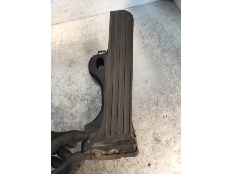 Recambio de potenciometro pedal para volkswagen caddy ka/kb (2k) furg. referencia OEM IAM 1T1721503H 6PV00868900 