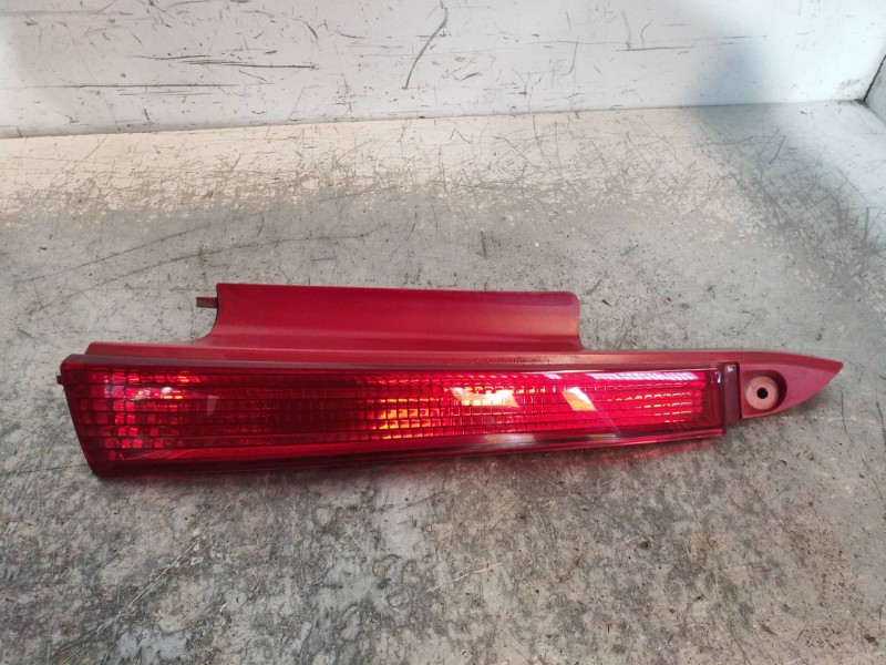 Recambio de piloto trasero derecho para citroen c4 berlina exclusive referencia OEM IAM 9655863780  