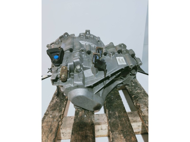Recambio de caja cambios para volvo s80 berlina 2.4 diesel cat referencia OEM IAM P9482234 M56L2K T122472