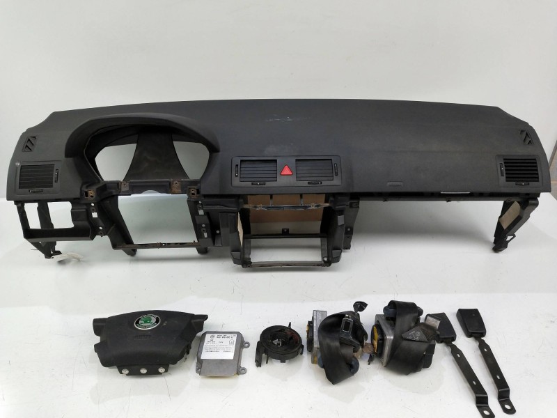 Recambio de kit airbag para skoda fabia (6y2/6y3) 1.4 referencia OEM IAM   