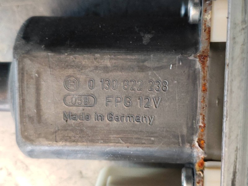 Recambio de elevalunas trasero derecho para citroen c4 berlina exclusive referencia OEM IAM 0130822238  5P