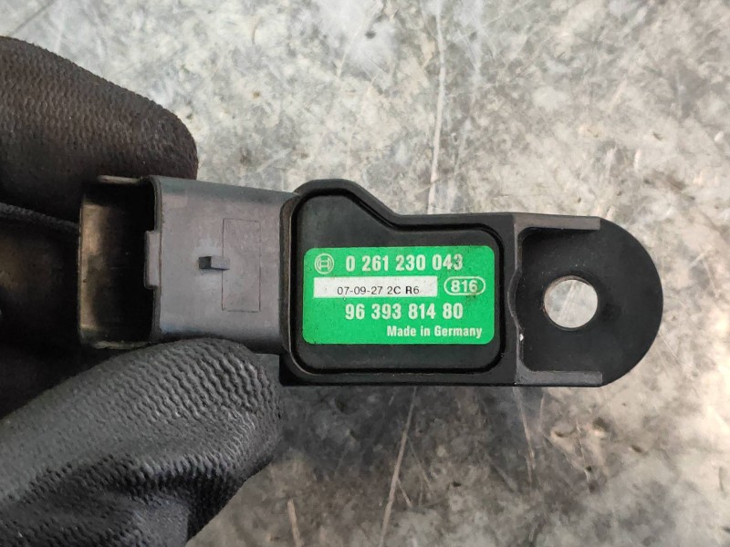 Recambio de sensor para citroen c4 berlina exclusive referencia OEM IAM 0261230043 9639381480 