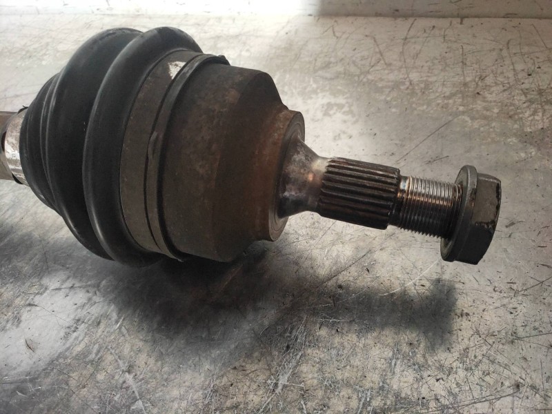 Recambio de transmision delantera izquierda para citroen c4 berlina exclusive referencia OEM IAM 9637117780  