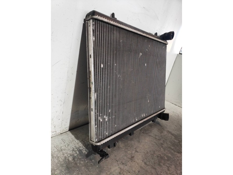 Recambio de radiador agua para citroen c4 berlina exclusive referencia OEM IAM 9657576480 992495X 