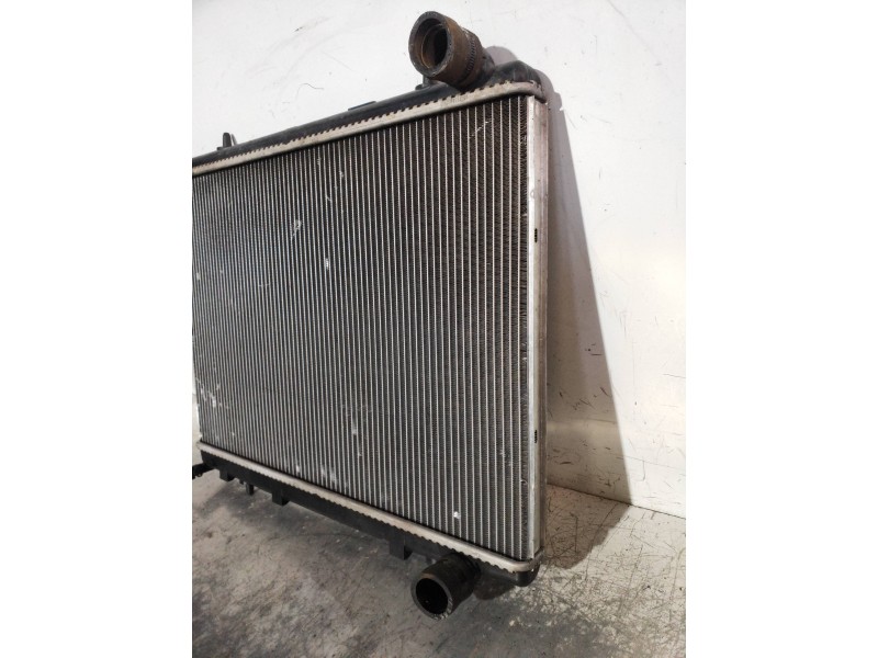 Recambio de radiador agua para citroen c4 berlina exclusive referencia OEM IAM 9657576480 992495X 