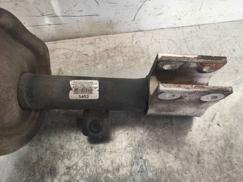 Recambio de amortiguador delantero derecho para citroen c4 berlina exclusive referencia OEM IAM   