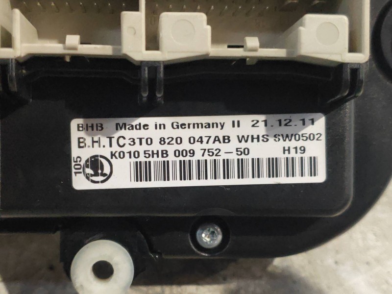 Recambio de mando calefaccion / aire acondicionado para skoda octavia berlina (1z3) trend referencia OEM IAM 3T0820047AB  