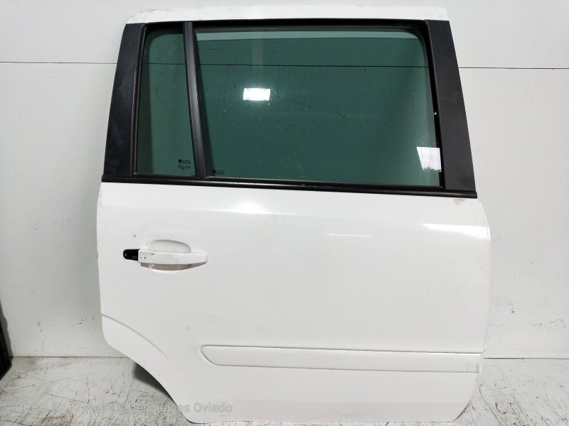 Recambio de puerta trasera derecha para opel zafira b enjoy referencia OEM IAM  5P 