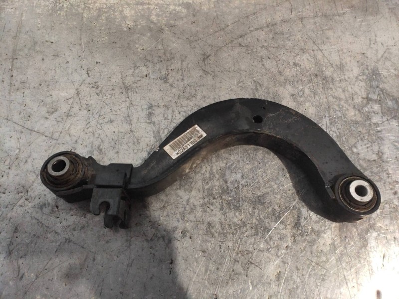 Recambio de tirante trasero derecho para skoda octavia berlina (1z3) trend referencia OEM IAM   