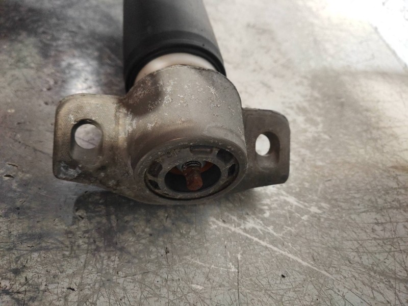 Recambio de amortiguador trasero derecho para opel astra j lim. 1.7 16v cdti referencia OEM IAM 13279263 422267257 