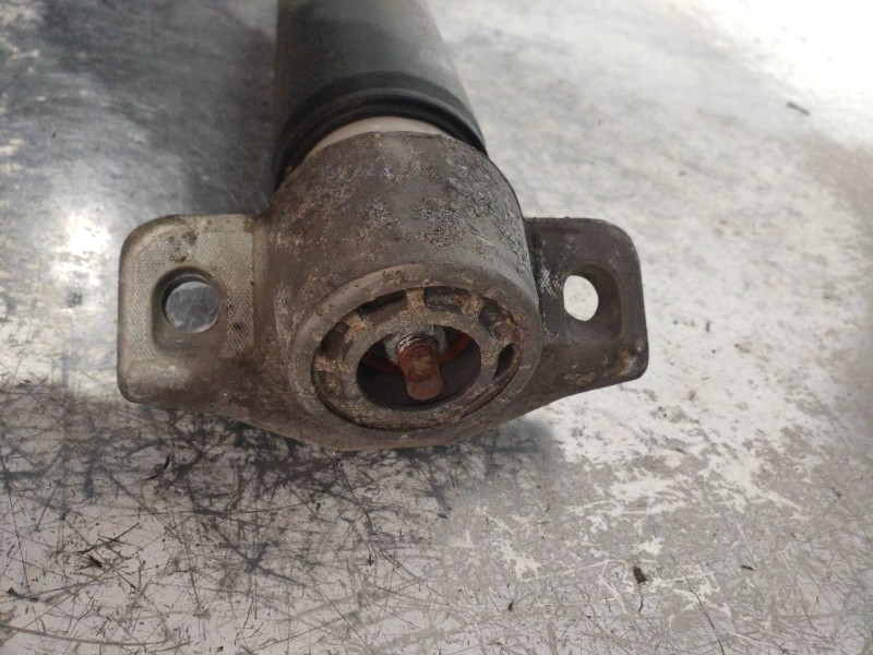 Recambio de amortiguador trasero izquierdo para opel astra j lim. 1.7 16v cdti referencia OEM IAM 13279263 422267257 