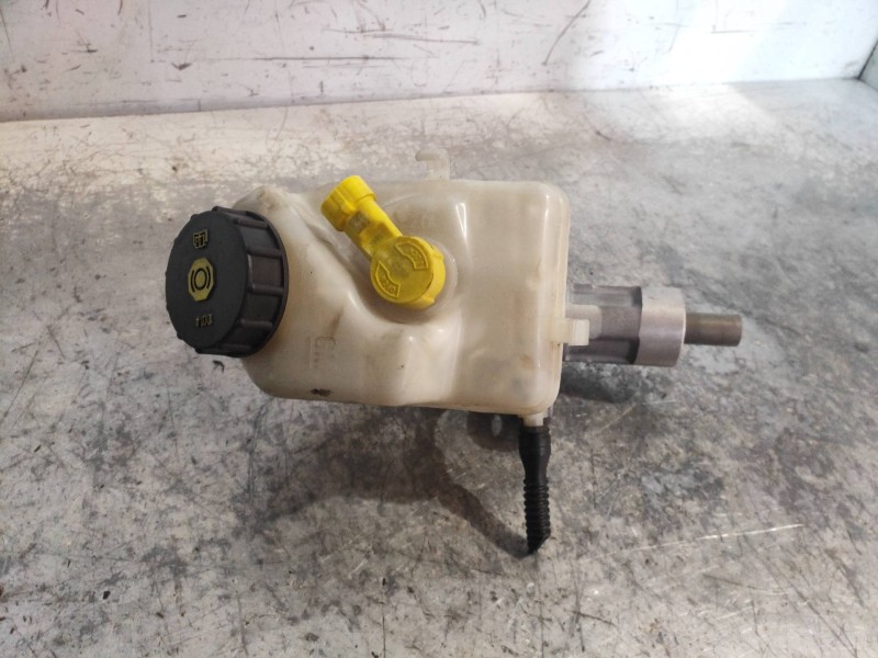 Recambio de bomba freno para opel astra j lim. 1.7 16v cdti referencia OEM IAM   