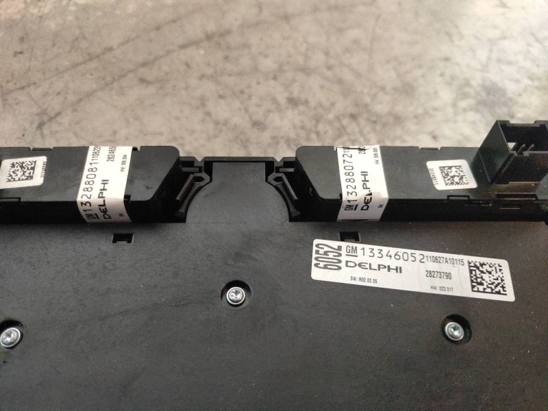 Recambio de mando multifuncion para opel astra j lim. 1.7 16v cdti referencia OEM IAM 13346052 13288081 13288072 13343707 