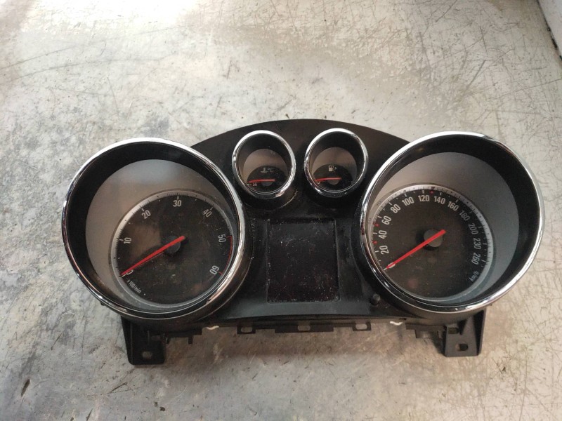 Recambio de cuadro instrumentos para opel astra j lim. 1.7 16v cdti referencia OEM IAM 13355672  