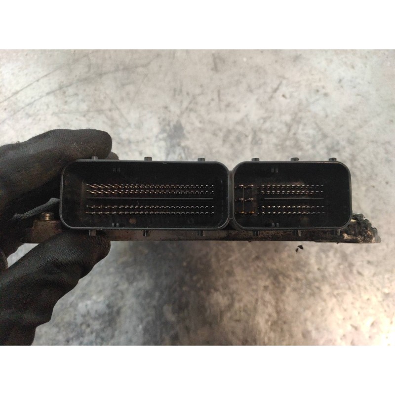 Recambio de centralita motor uce para opel astra j lim. 1.7 16v cdti referencia OEM IAM 2757001011 55579893 