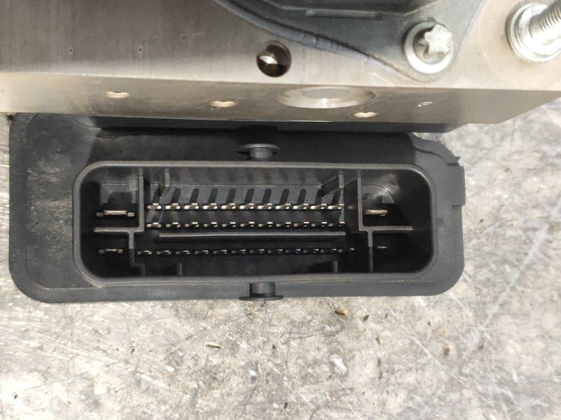 Recambio de abs para dacia logan ii ambiance referencia OEM IAM 47661203R 2265106516 0265956403 BOSCH