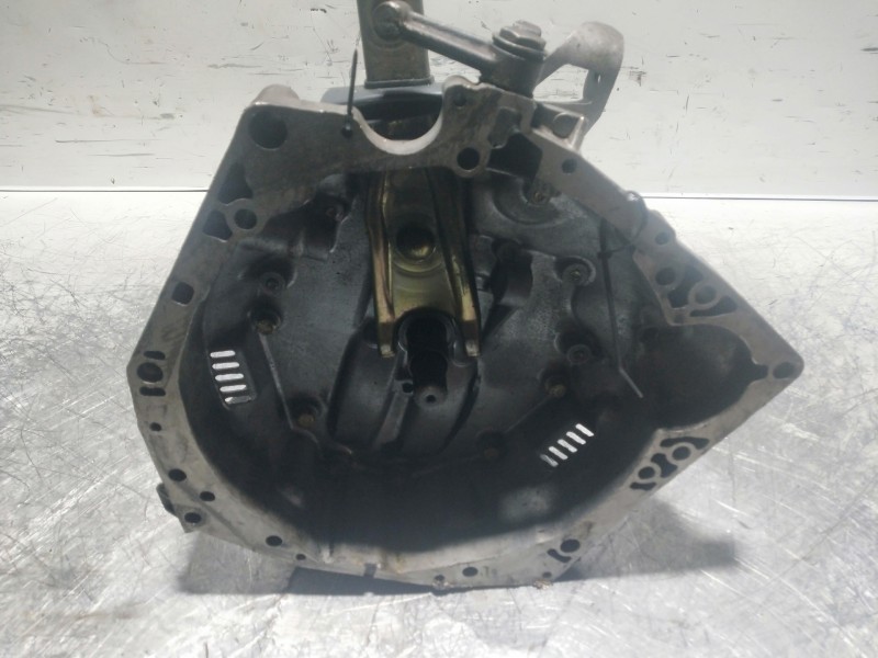Recambio de caja cambios para renault 18 2.1 diesel referencia OEM IAM NG1056 027140 