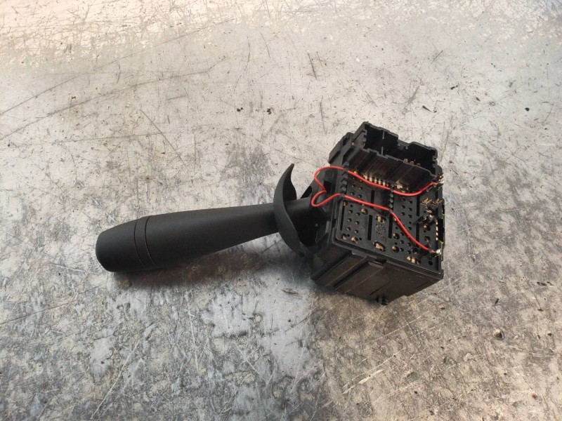 Recambio de mando limpia para dacia logan ii ambiance referencia OEM IAM E1109569  