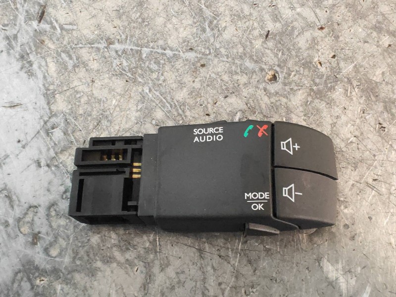 Recambio de mando multifuncion para dacia logan ii ambiance referencia OEM IAM 255522448R 344422023GB 