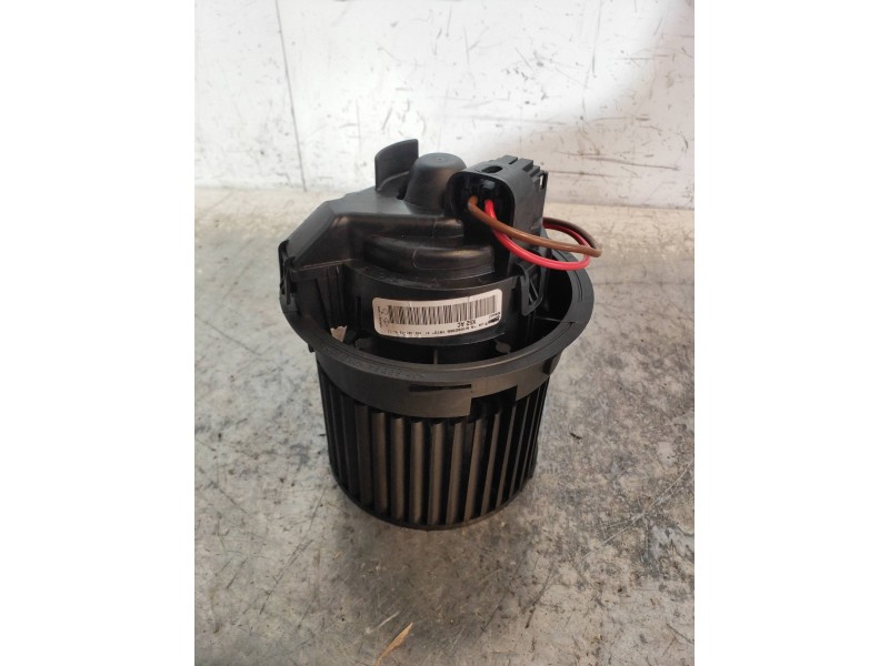 Recambio de motor calefaccion para dacia logan ii ambiance referencia OEM IAM 109038B X52AC 