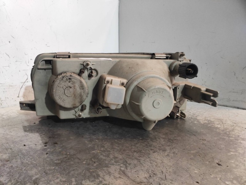 Recambio de faro derecho para renault 11 1.4 gtl referencia OEM IAM 67508705  