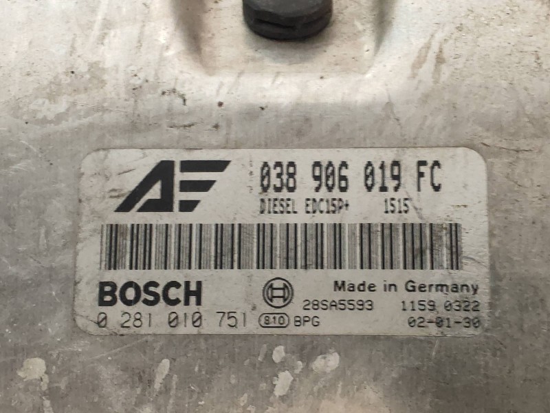 Recambio de centralita motor uce para seat alhambra (7v9) signo referencia OEM IAM 0281010751 038906019FC BOSCH