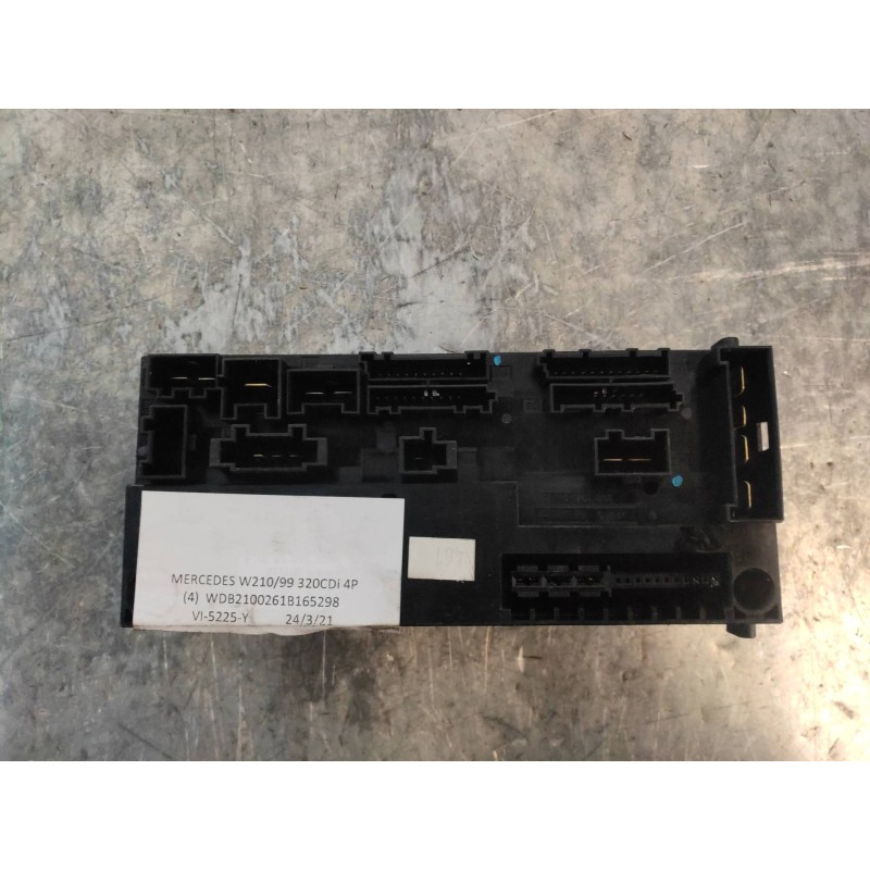 Recambio de caja reles / fusibles para mercedes clase e (w210) berlina diesel 320 cdi (210.026) referencia OEM IAM 0025451901 19