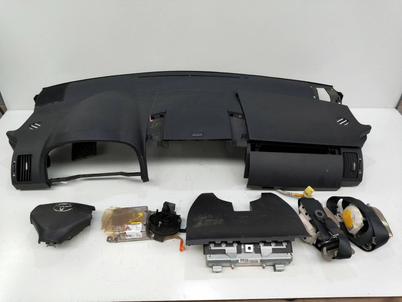 Recambio de kit airbag para toyota corolla verso (r1) 2.2 d-4d luna referencia OEM IAM   