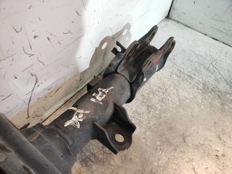 Recambio de amortiguador delantero izquierdo para kia rio (yb) attract referencia OEM IAM   