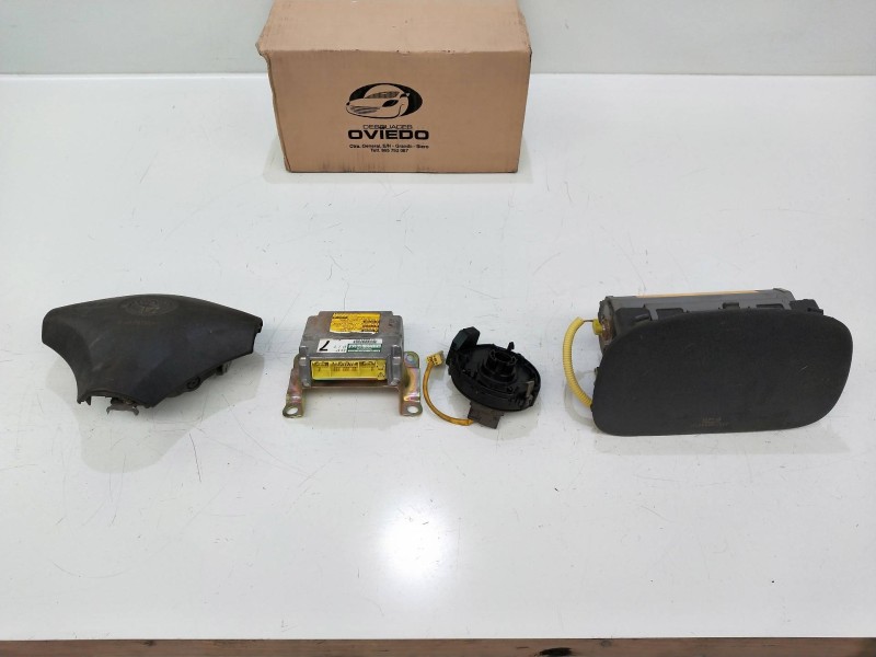 Recambio de kit airbag para toyota yaris verso (ncp2/nlp2) 1.3 linea sol referencia OEM IAM   