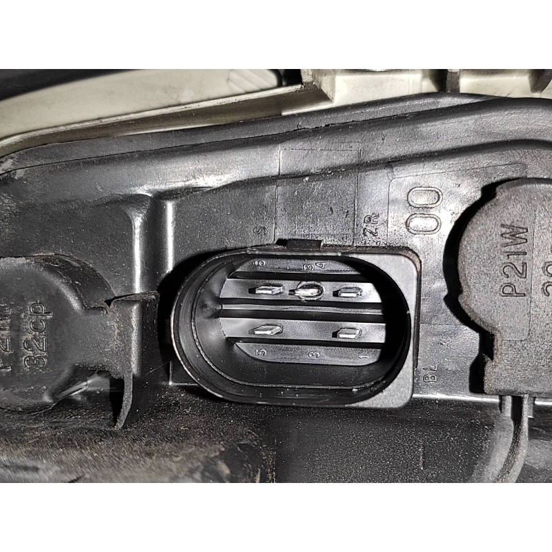 Recambio de piloto trasero derecho para audi a4 berlina (8e) 2.7 tdi (dpf) referencia OEM IAM   