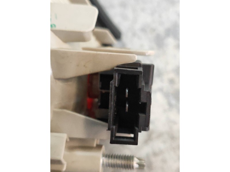 Recambio de piloto trasero derecho interior para audi a4 berlina (8e) 2.7 tdi (dpf) referencia OEM IAM   