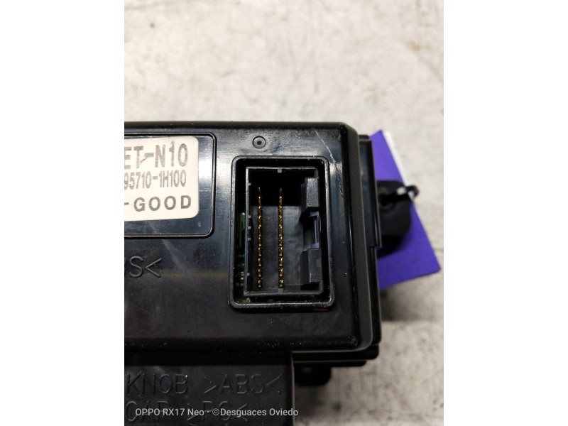 Recambio de pantalla multifuncion para kia cee´d sporty wagon ex referencia OEM IAM 957101H100  