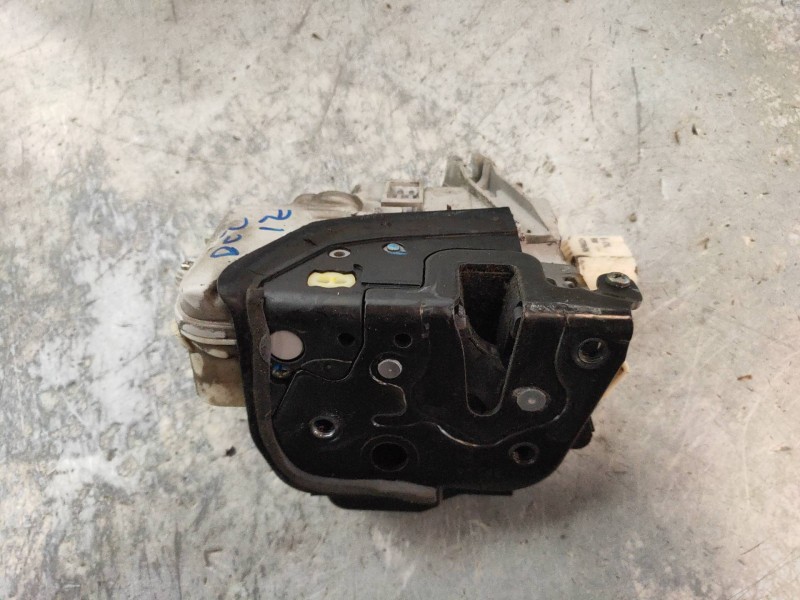 Recambio de motor cierre centralizado delantero izquierdo para audi a4 berlina (8e) 2.7 tdi (dpf) referencia OEM IAM 8E1837015AA