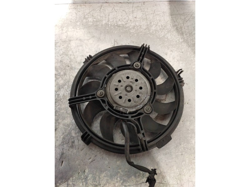 Recambio de electroventilador para audi a4 berlina (8e) 2.7 tdi (dpf) referencia OEM IAM   