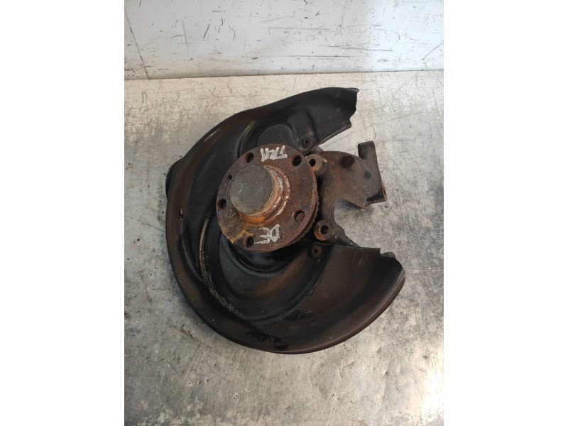 Recambio de mangueta trasera derecha para audi a4 berlina (8e) 2.7 tdi (dpf) referencia OEM IAM   