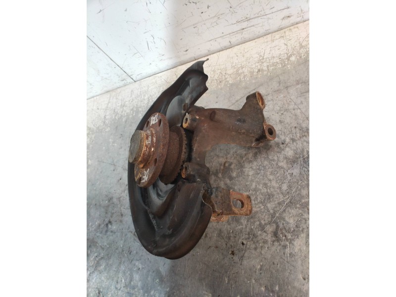 Recambio de mangueta trasera derecha para audi a4 berlina (8e) 2.7 tdi (dpf) referencia OEM IAM   