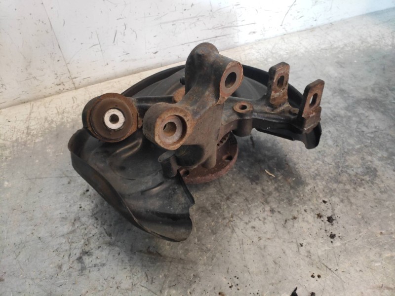 Recambio de mangueta trasera derecha para audi a4 berlina (8e) 2.7 tdi (dpf) referencia OEM IAM   