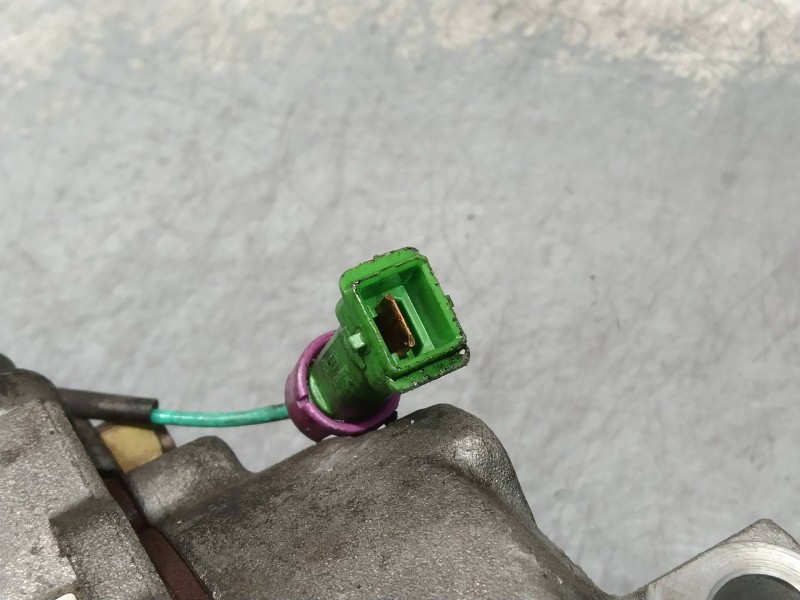 Recambio de compresor aire acondicionado para audi a4 berlina (b5) 1.9 tdi referencia OEM IAM   