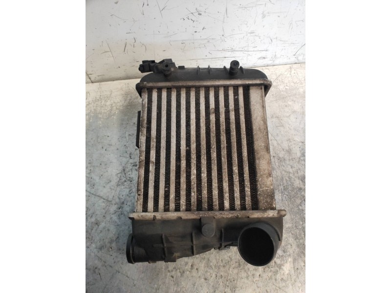 Recambio de intercooler para audi a4 berlina (8e) 2.7 tdi (dpf) referencia OEM IAM 8E0145805AD  