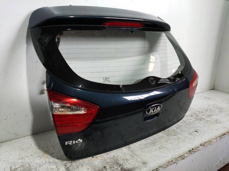 Recambio de porton trasero para kia rio (yb) attract referencia OEM IAM   