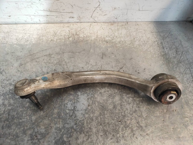 Recambio de brazo suspension inferior delantero derecho para audi a4 berlina (8e) 2.7 tdi (dpf) referencia OEM IAM 8E0407696E  