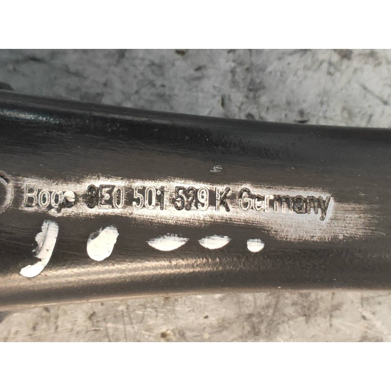 Recambio de tirante trasero izquierdo para audi a4 berlina (8e) 2.7 tdi (dpf) referencia OEM IAM 8E0501529K  