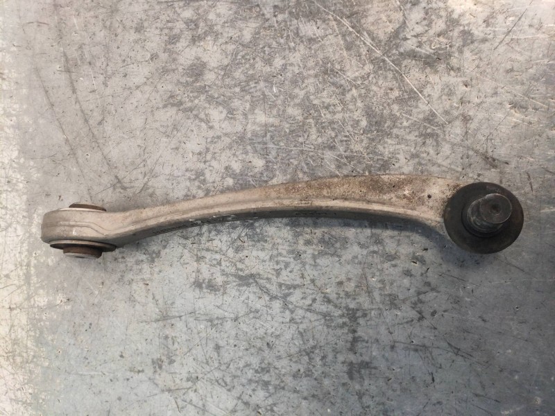 Recambio de tirante delantero izquierdo para audi a4 berlina (8e) 2.7 tdi (dpf) referencia OEM IAM   