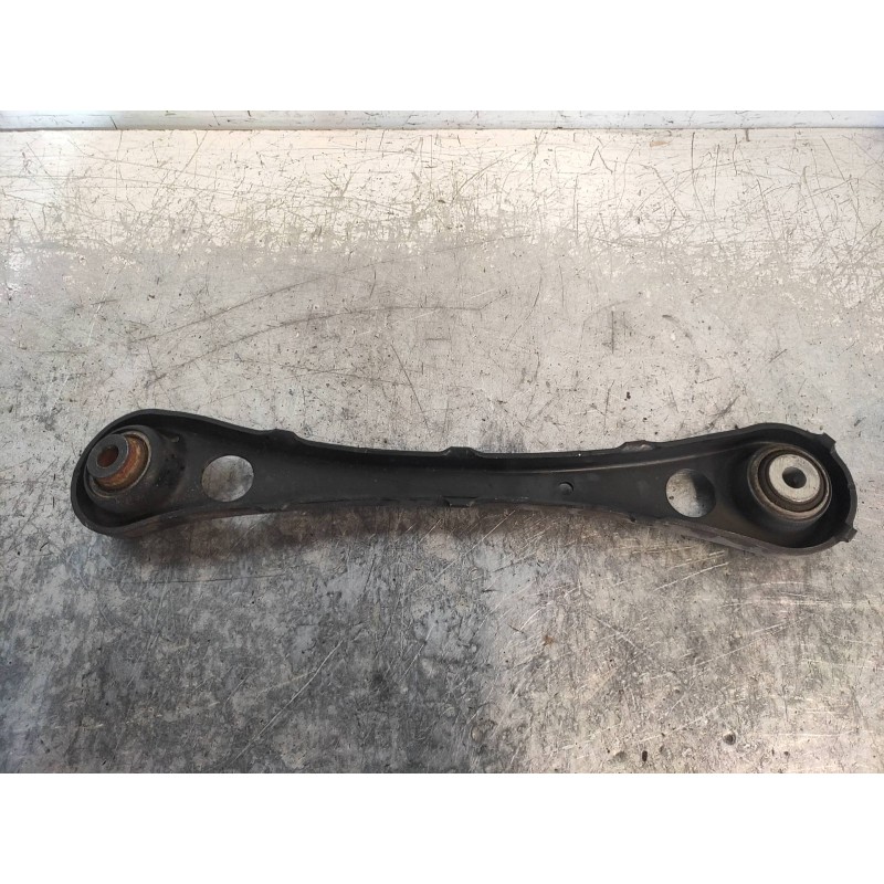 Recambio de tirante trasero derecho para audi a4 berlina (8e) 2.7 tdi (dpf) referencia OEM IAM 8E0501529K  