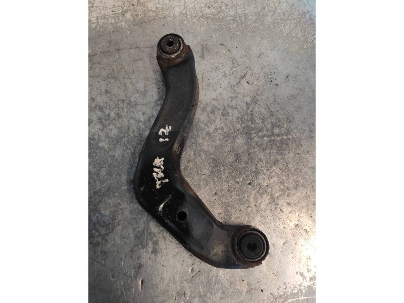 Recambio de tirante trasero izquierdo para audi a4 berlina (8e) 2.7 tdi (dpf) referencia OEM IAM   