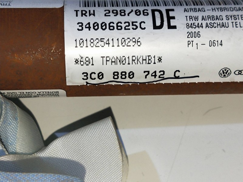 Recambio de airbag cortina delantero derecho para volkswagen passat berlina (3c2) highline referencia OEM IAM 3C0880742C  