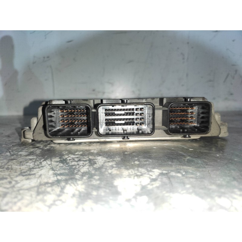 Recambio de centralita motor uce para peugeot 308 confort referencia OEM IAM 0281013872 9664843780 9653958980 EDC16C34 1039S2016