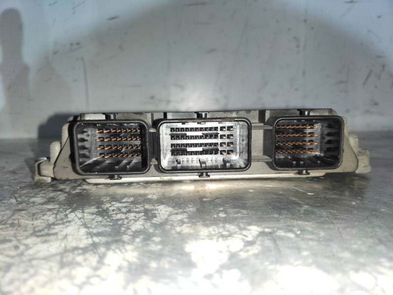 Recambio de centralita motor uce para peugeot 308 confort referencia OEM IAM 0281013872 9664843780 9653958980 EDC16C34 1039S2016